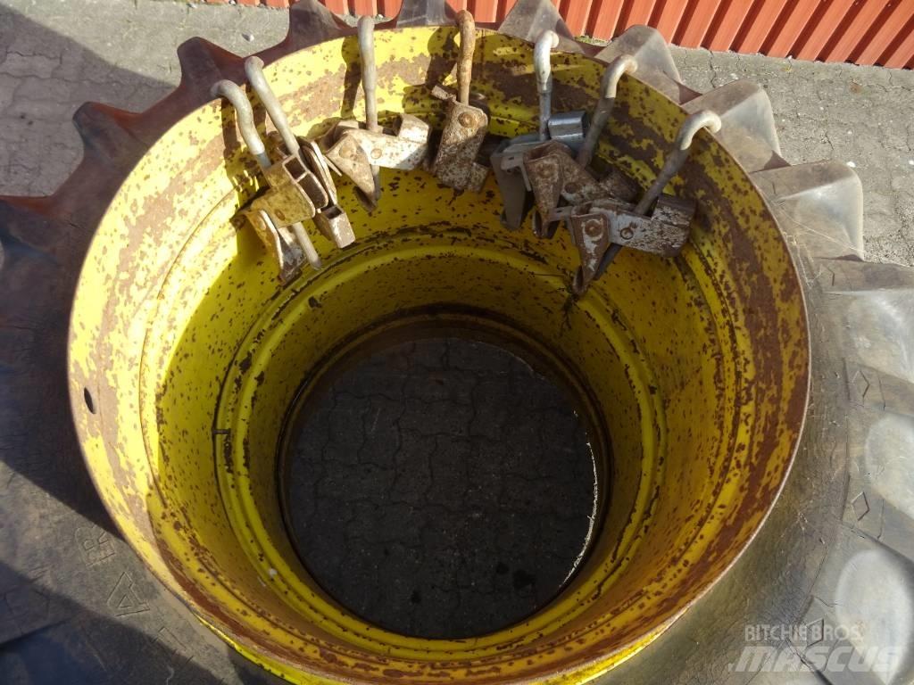 Goodyear 18.4-38 Gume, točkovi i felne