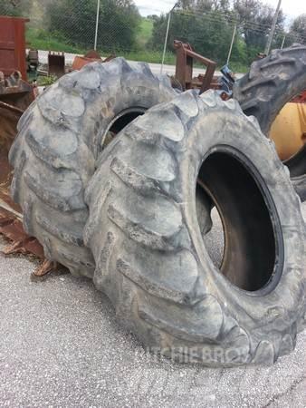  Pneus 540/65R28 Gume, točkovi i felne