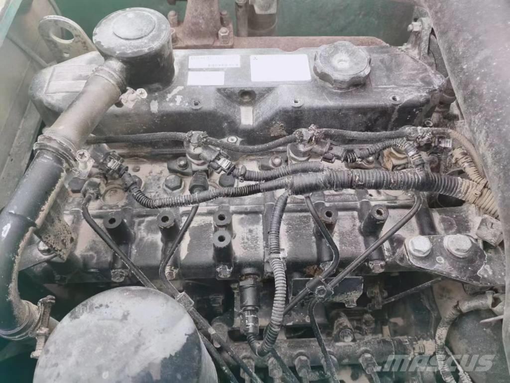 Kobelco SK 140 Bageri guseničari