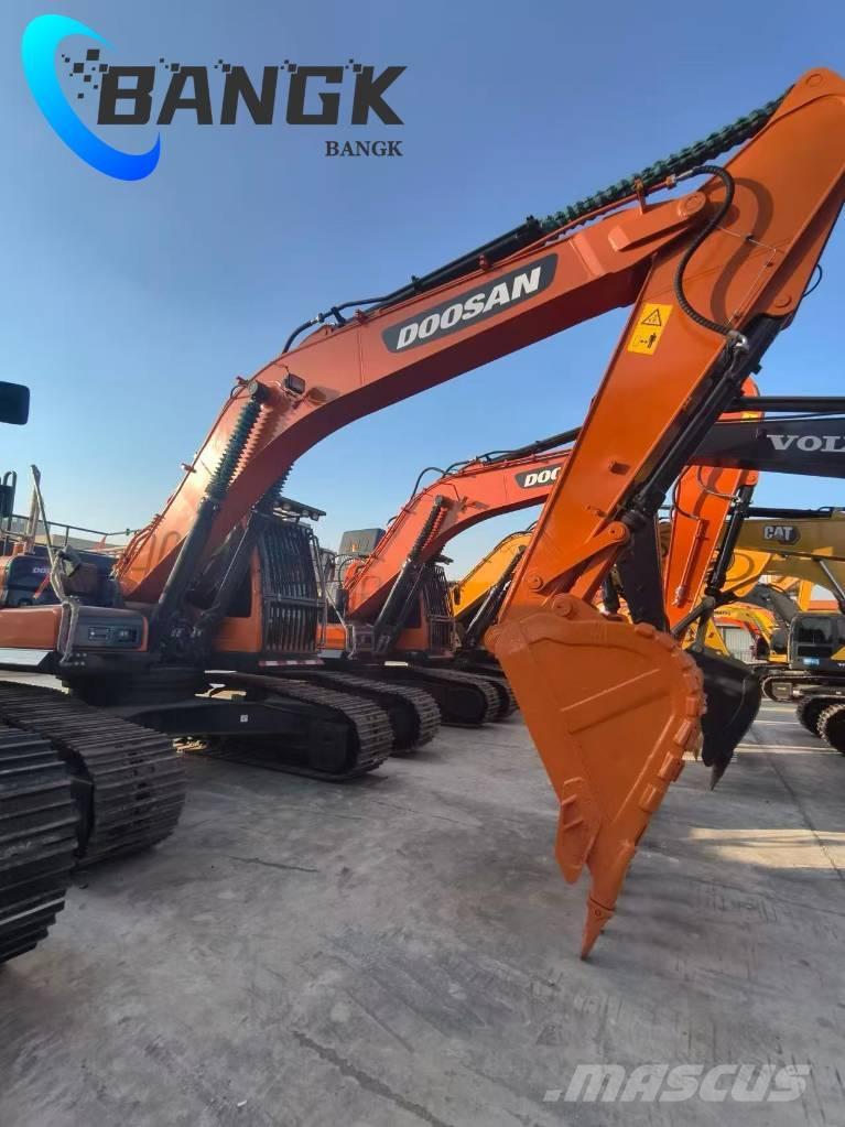 Doosan DX 300 LC Bageri guseničari
