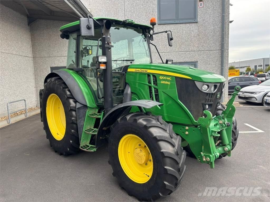 John Deere 6100MC Traktori