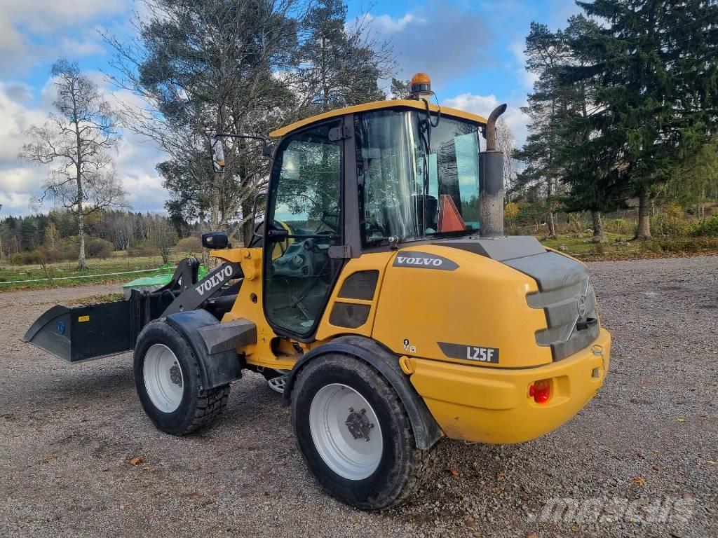 Volvo L25F Skid steer mini utovarivači