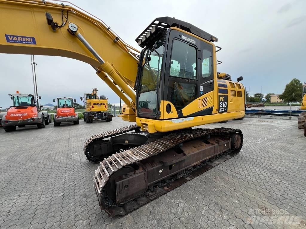Komatsu PC210NLC-11 Bageri guseničari