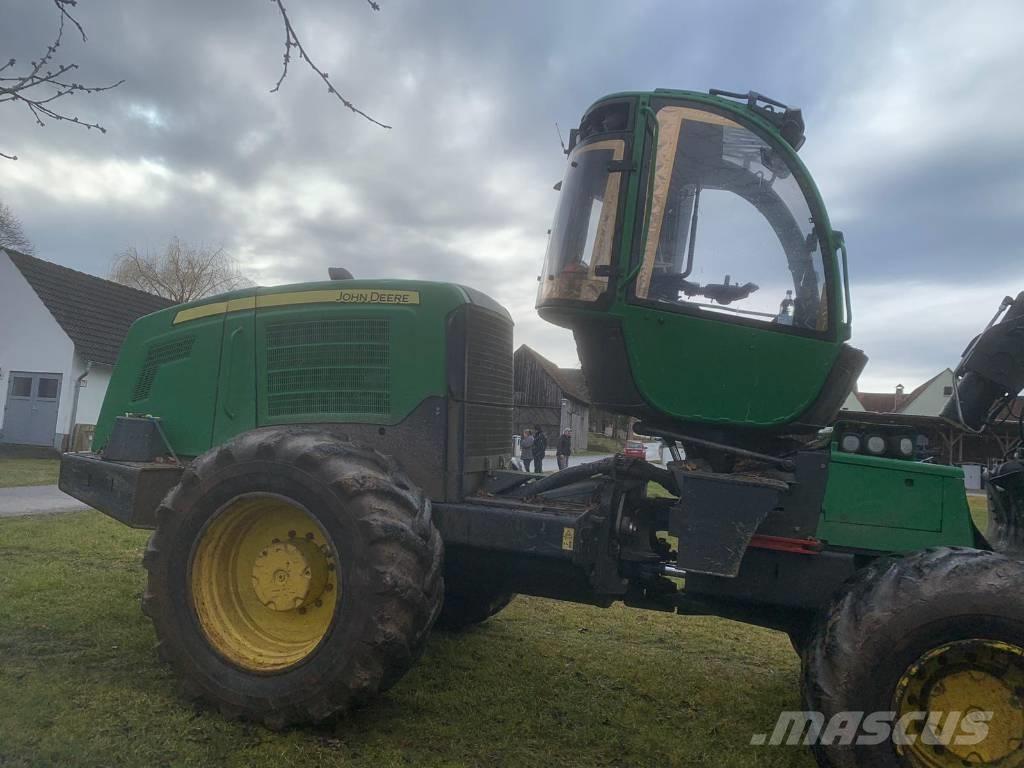 John Deere 1470 E Harversteri