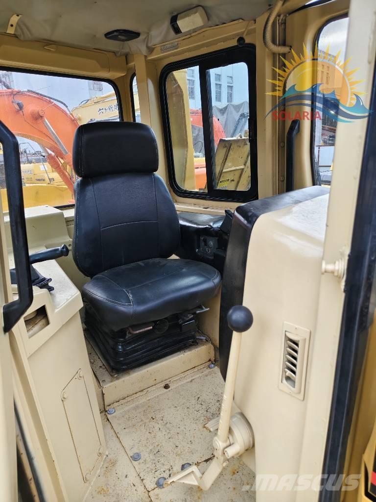 CAT D 7 R Buldožeri guseničari