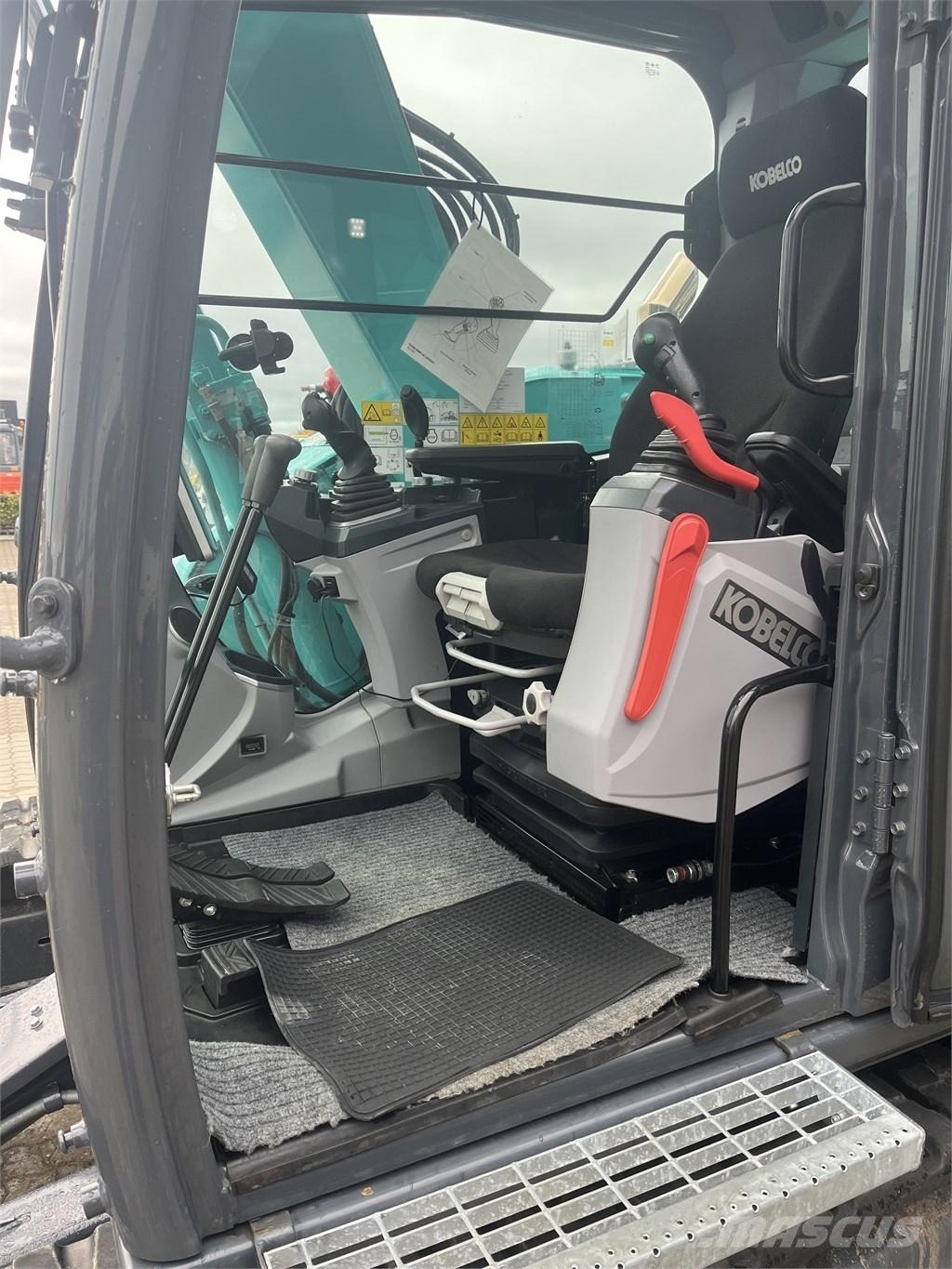 Kobelco SK 75 SR Midi bageri 7t – 12t