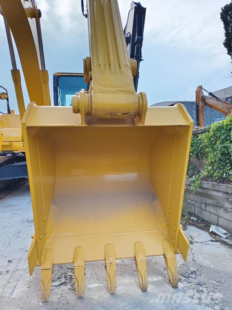 Komatsu PC 220-7 Bageri guseničari