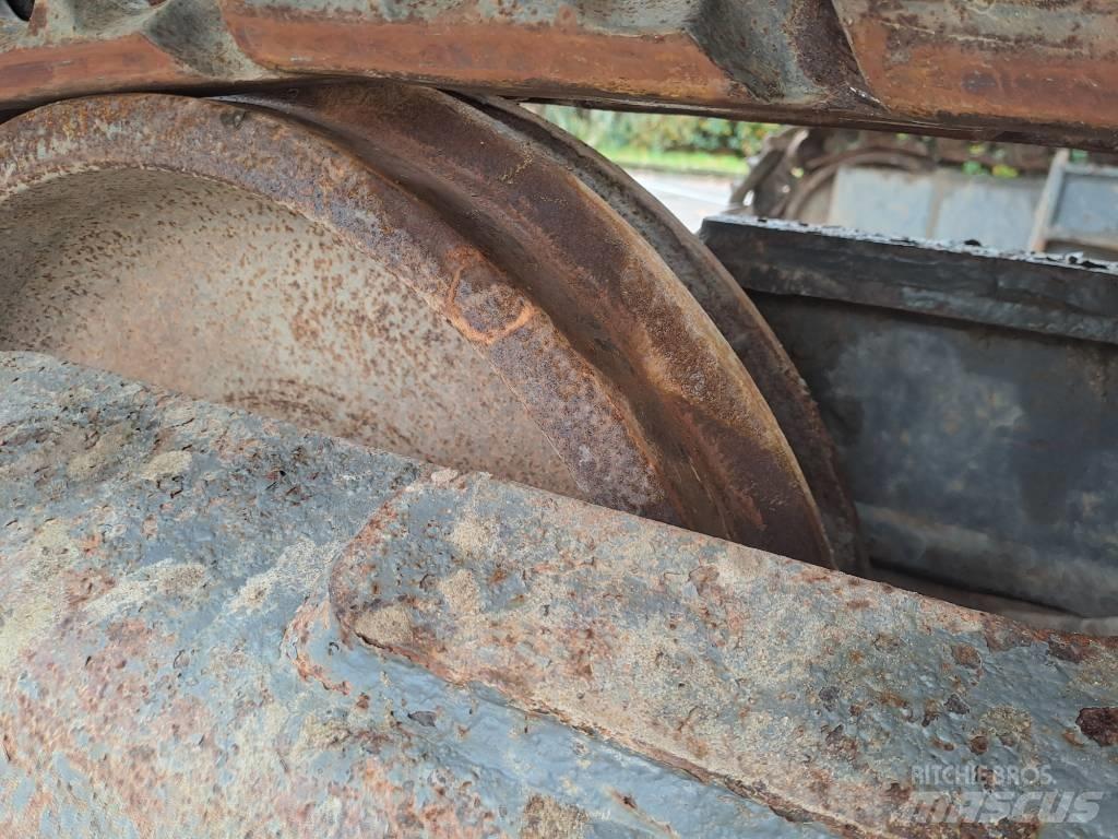 Volvo ECR 235 E Bageri guseničari