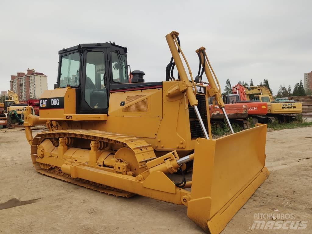 CAT D 6 G Buldožeri guseničari