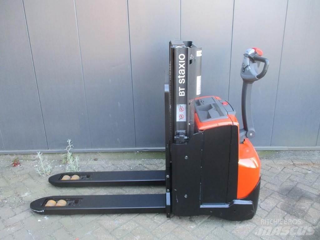 BT SWE 200D Ručni električni viljuškar