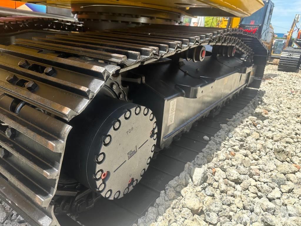 Komatsu PC 200-8 Bageri guseničari