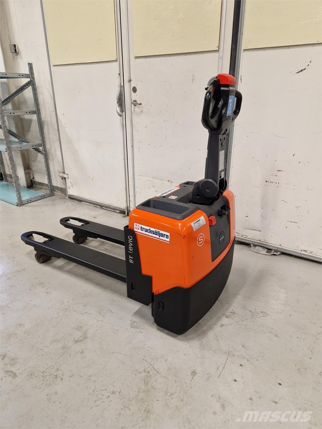 Toyota LWE130 Ručni električni viljuškar