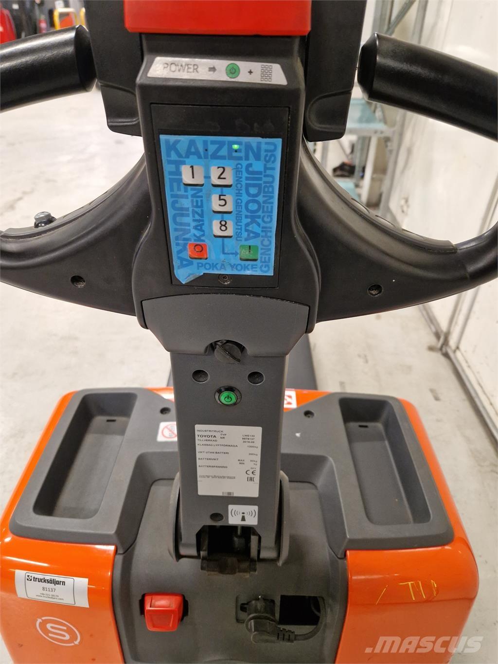 Toyota LWE130 Ručni električni viljuškar