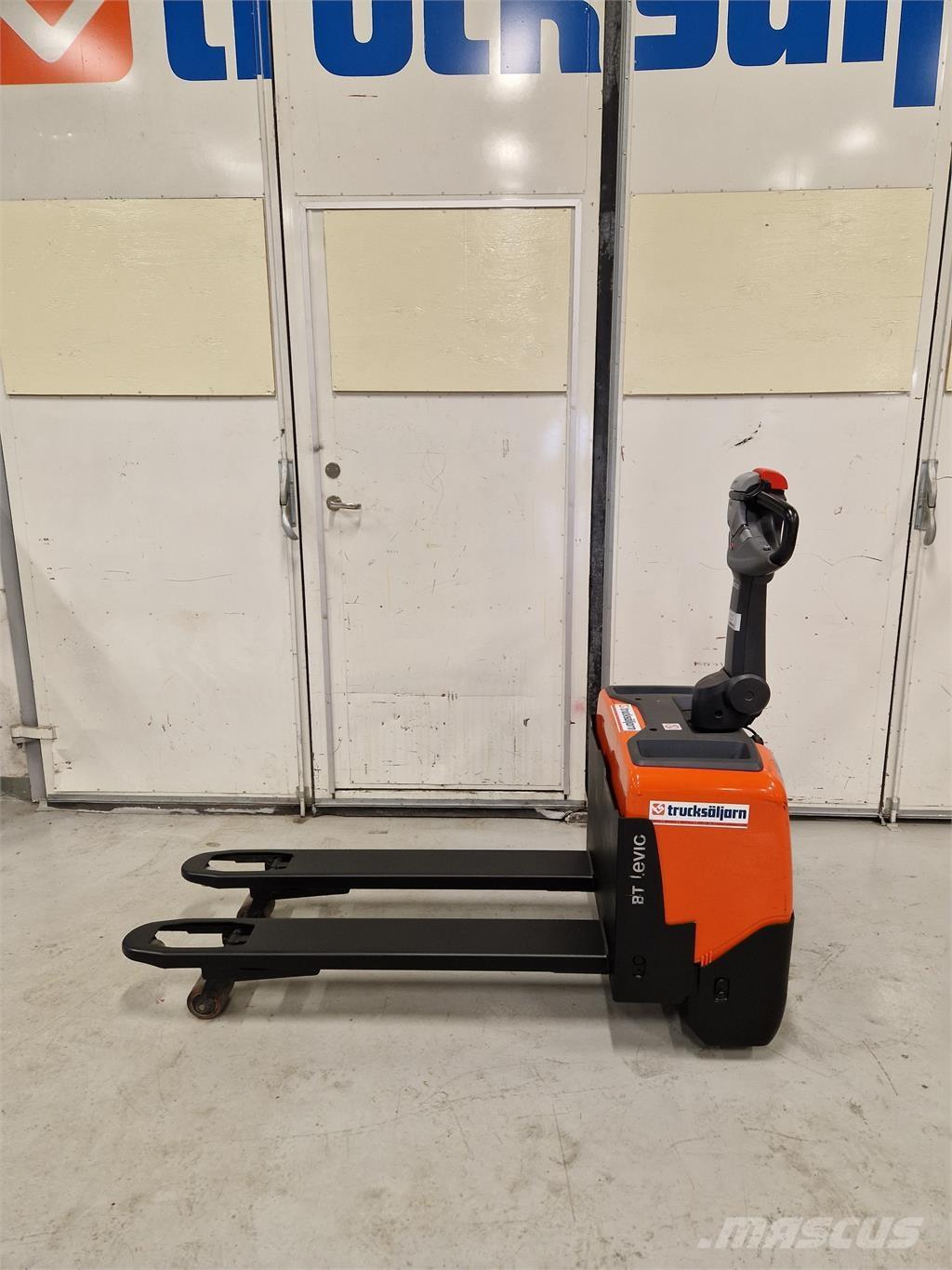 Toyota LWE130 Ručni električni viljuškar