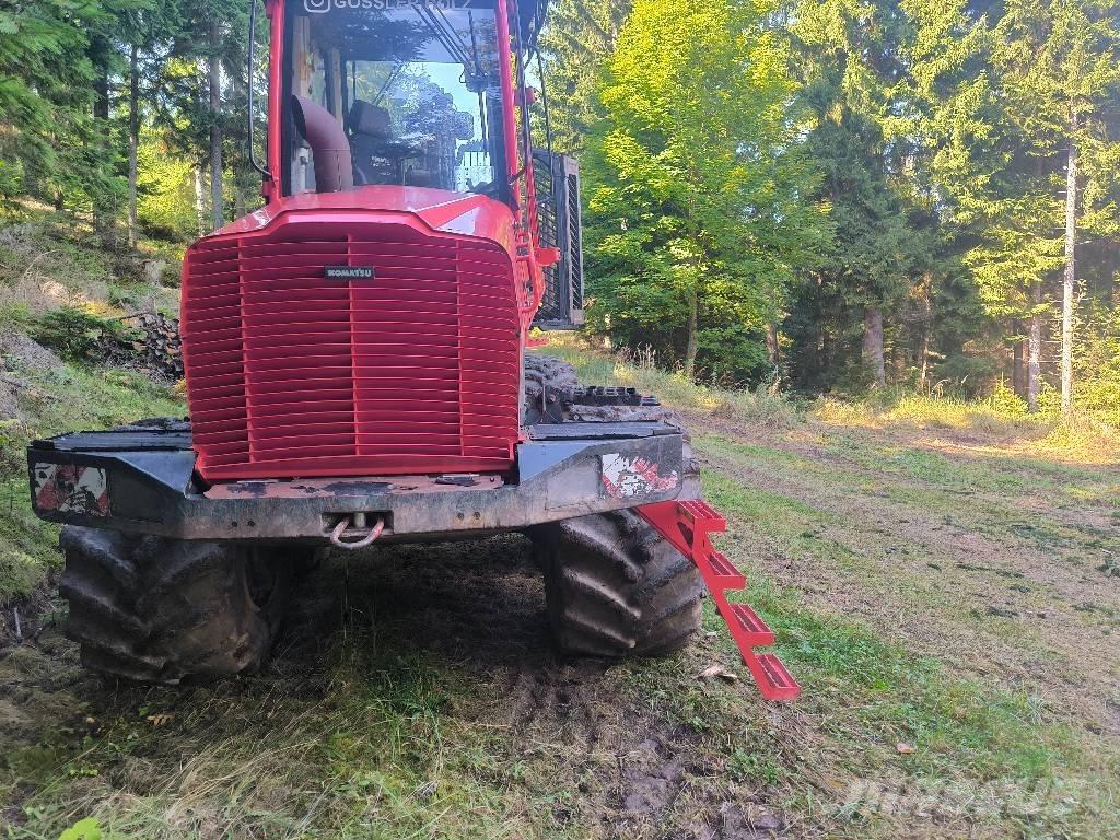 Komatsu 845 Forvarderi