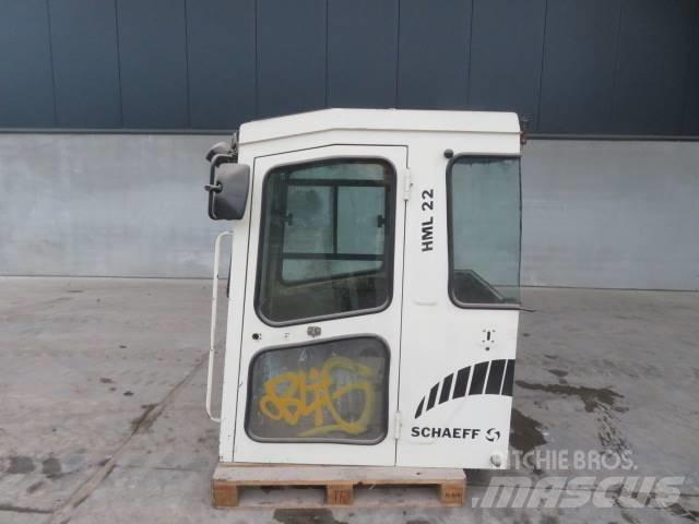Schaeff HML 22 Kabine i unutrašnjost