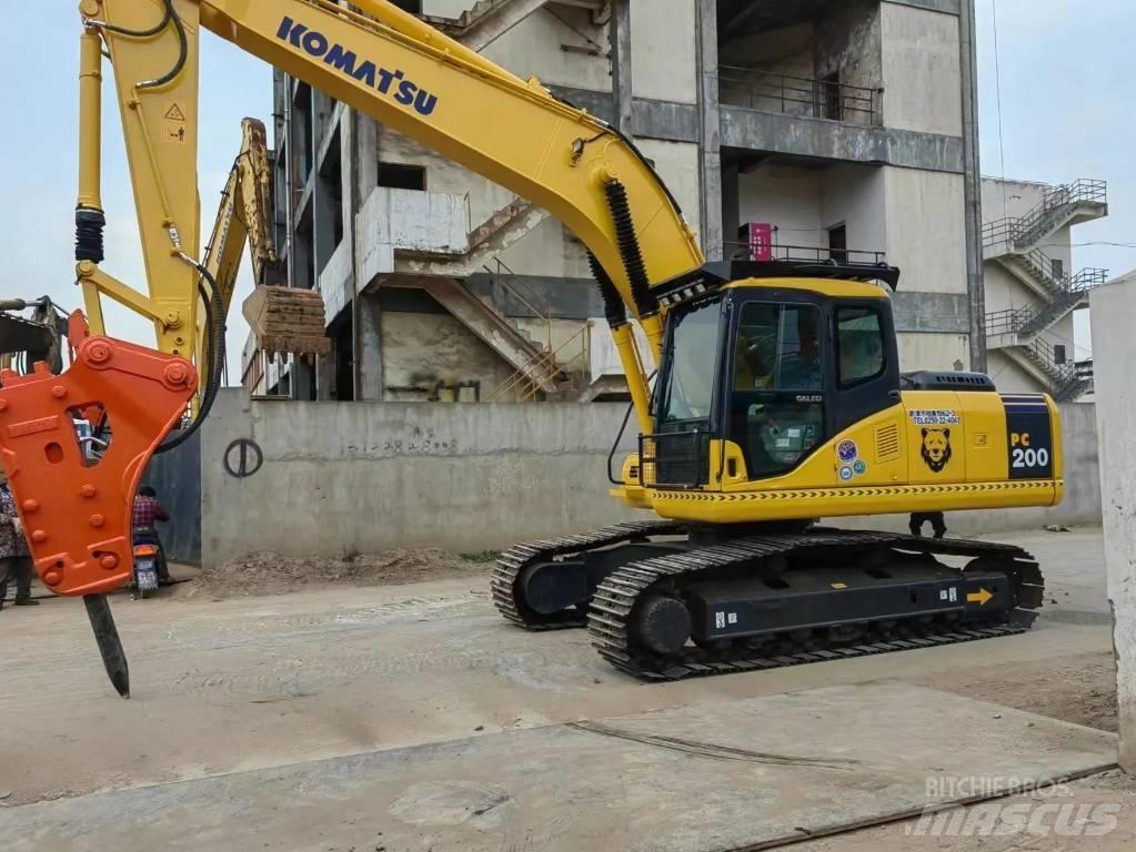 Komatsu PC 200-7L Bageri guseničari