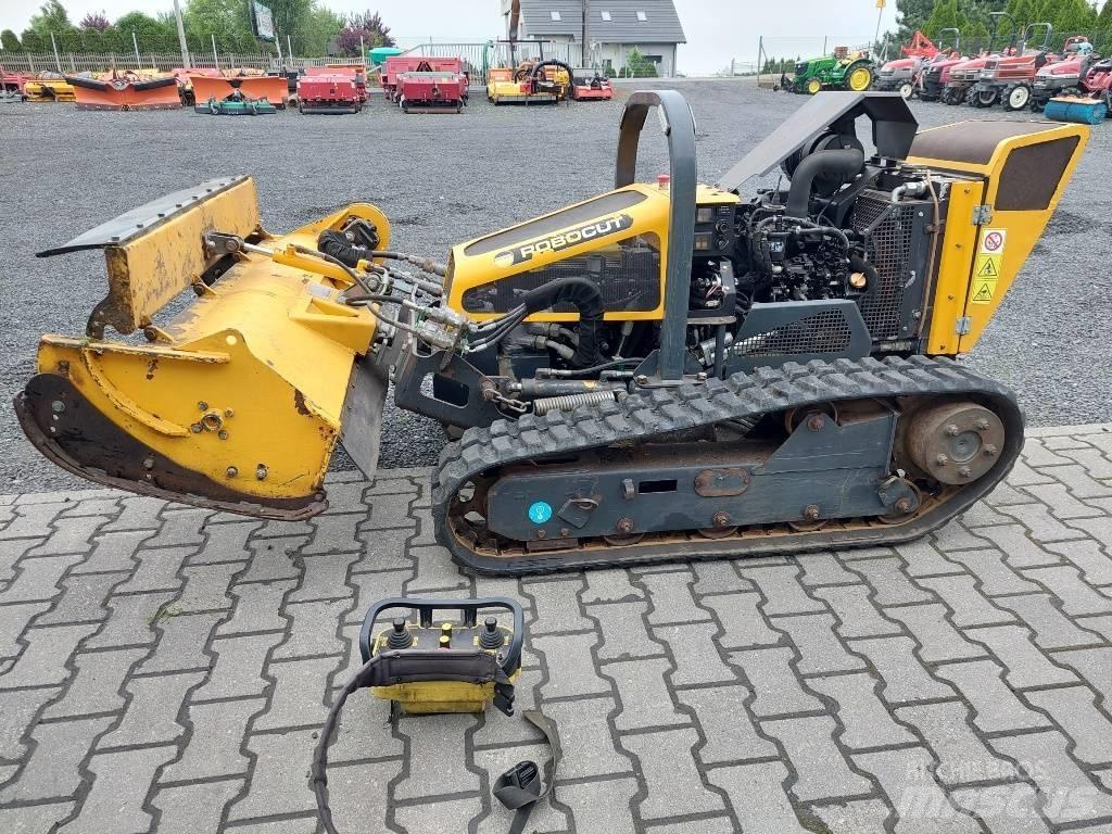 McConnel Robocut 130 Robot kosilice