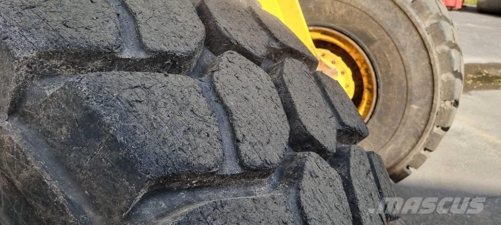 Volvo L 120 E Utovarivači na točkove