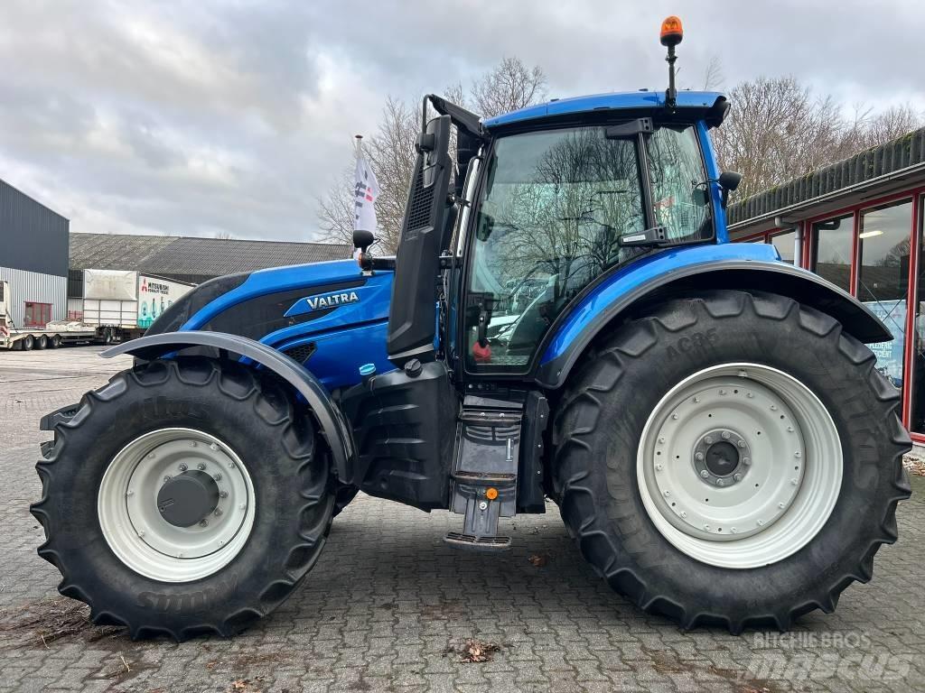 Valtra T194 A Traktori
