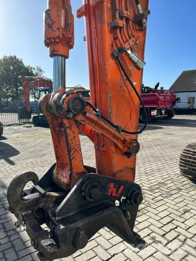 Hitachi ZX 130 Bageri guseničari