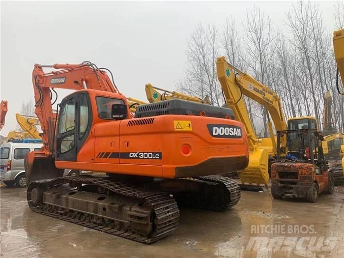 Doosan dx300 Bageri guseničari