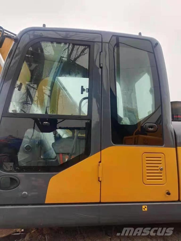 XCMG XE200DA Bageri guseničari