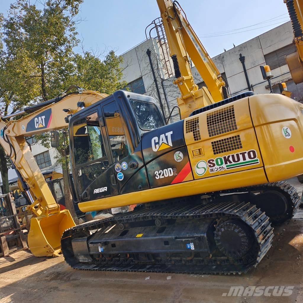 CAT 320 D2 Bageri guseničari