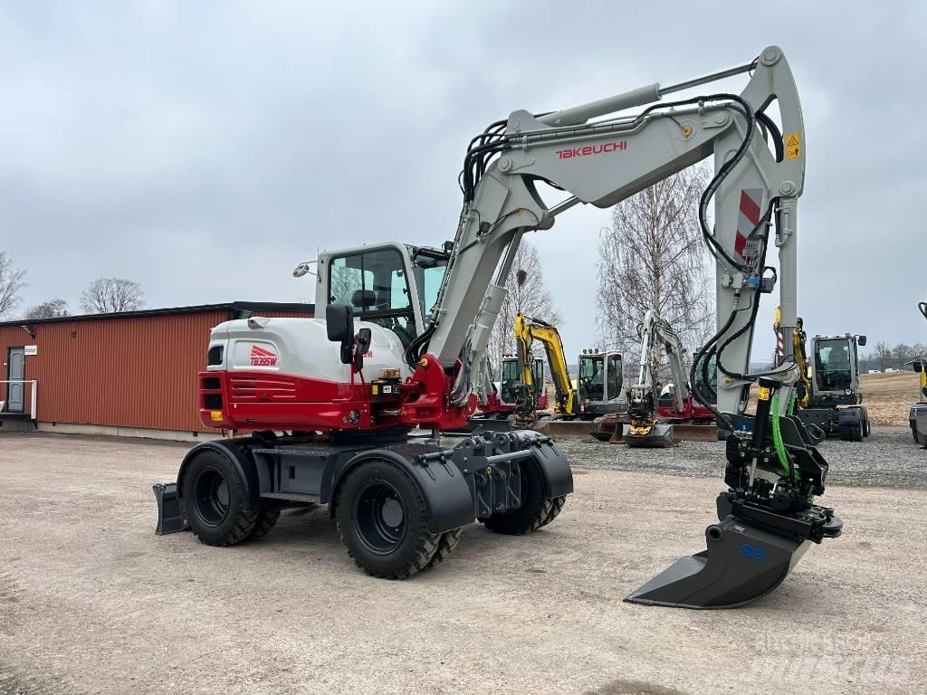 Takeuchi TB395W Bageri točkaši