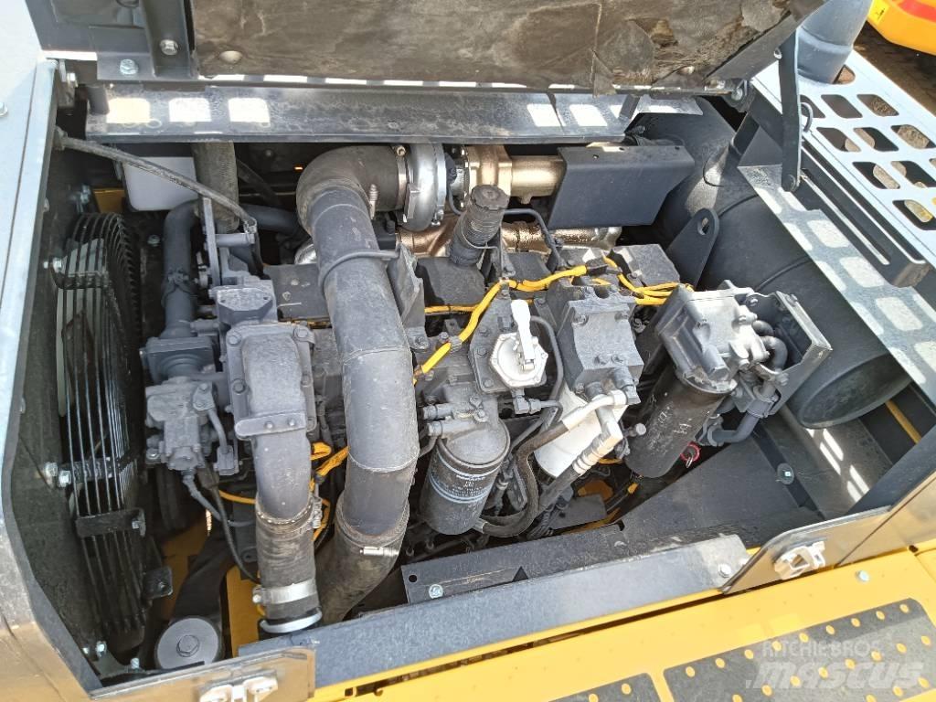 Komatsu PC 450-8 Bageri guseničari
