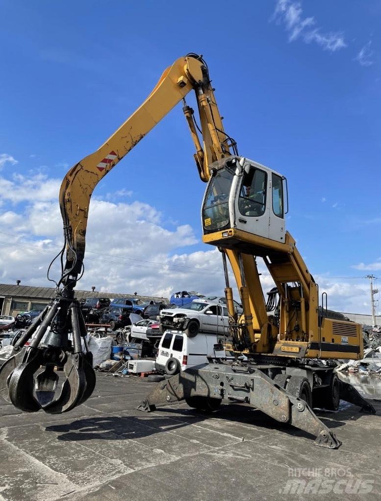 Liebherr 924 Bageri za prenos primarnih/sekundarnih sirovina