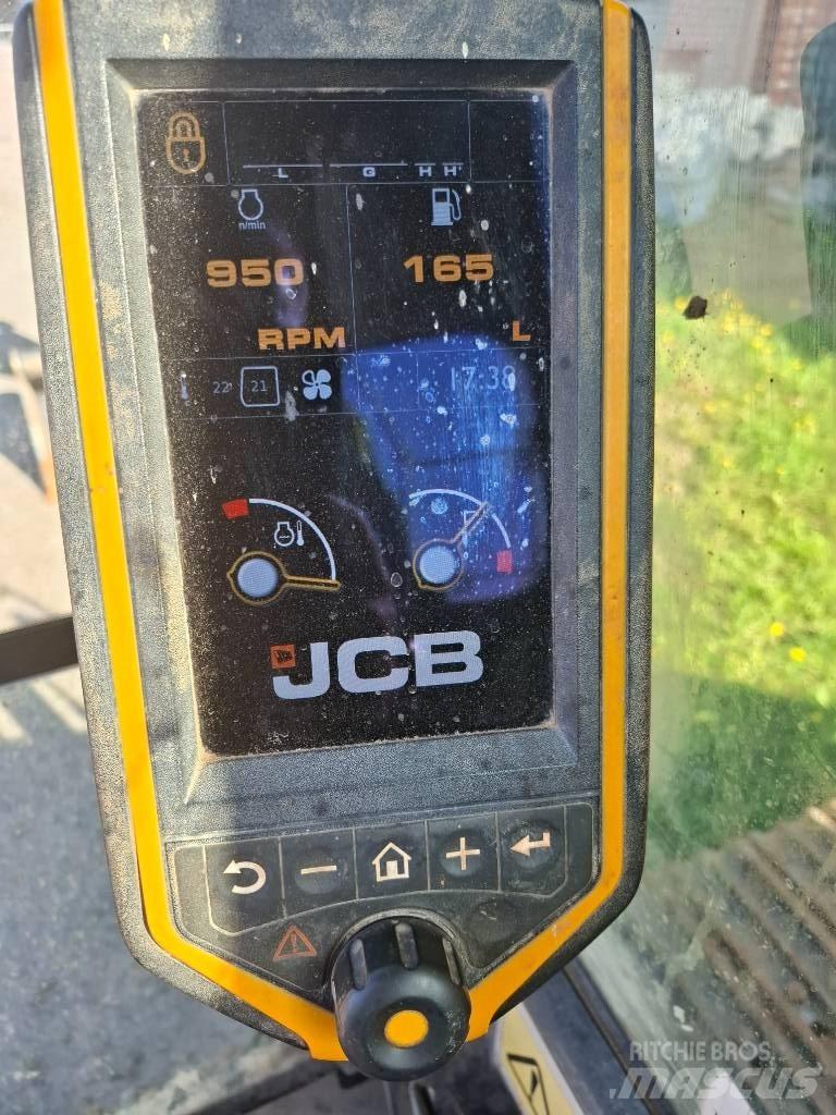 JCB JS 220 LC Bageri guseničari
