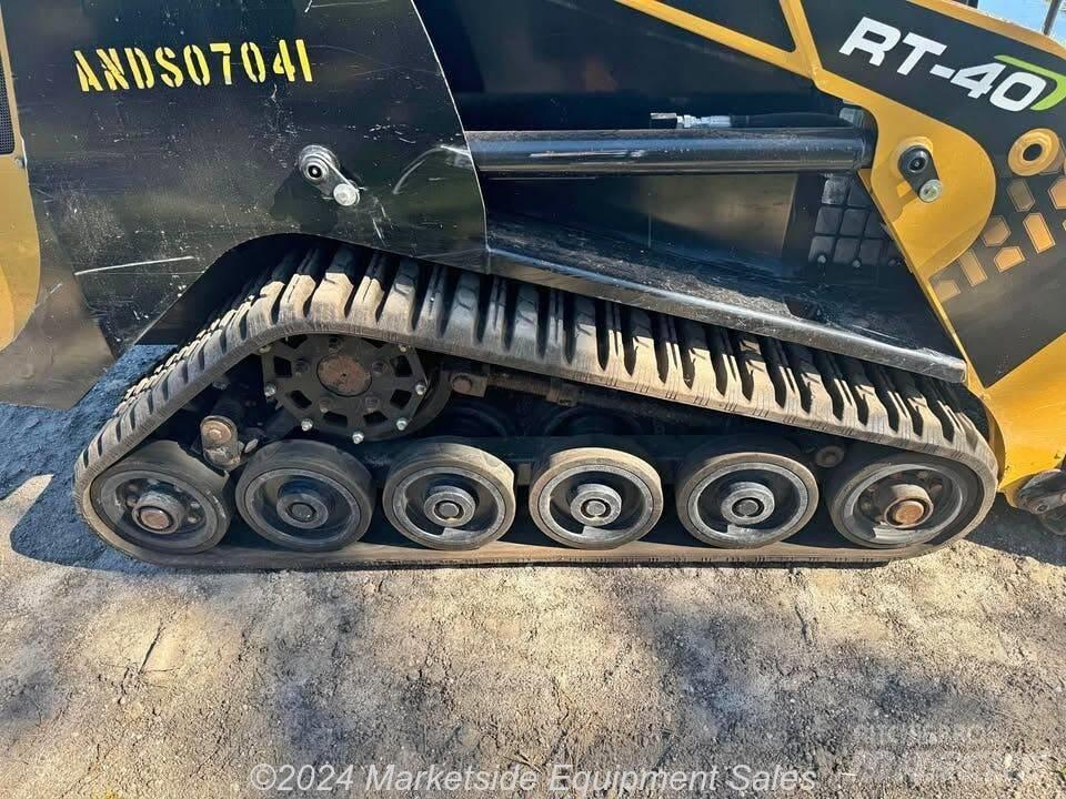 ASV RT 40 Skid steer mini utovarivači