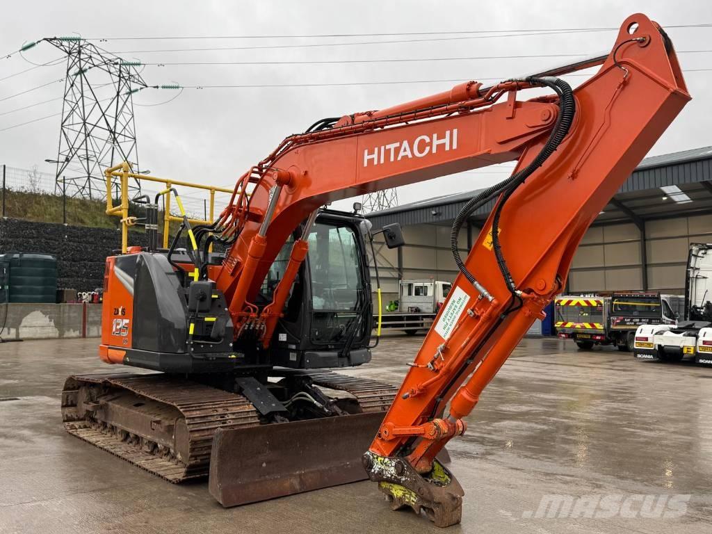 Hitachi ZX 135 US-7 Bageri guseničari