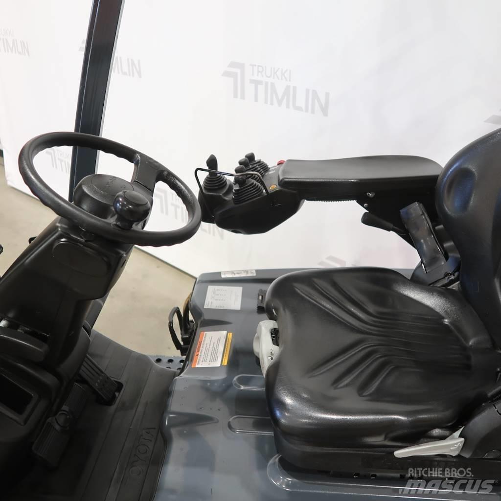 Toyota 8FBEK18T Električni viljuškari