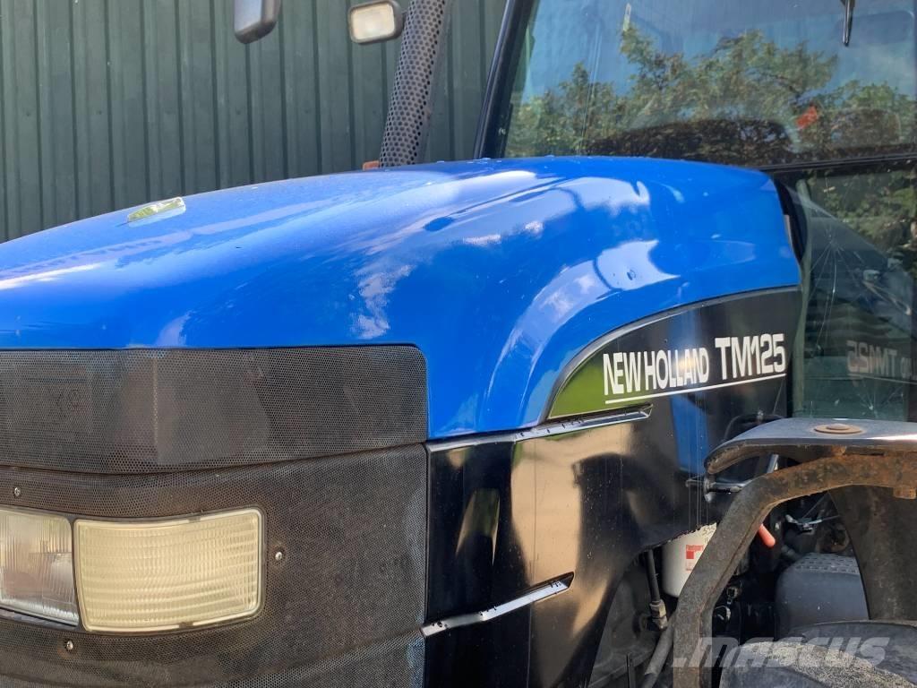 New Holland TM 125 Traktori
