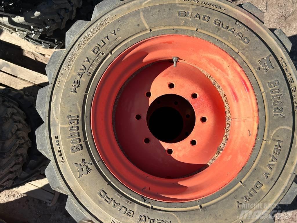 Bobcat 10x16.5 Tires Gume, točkovi i felne