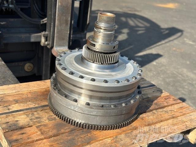 CAT 725 ZMIENNIK Hidraulika