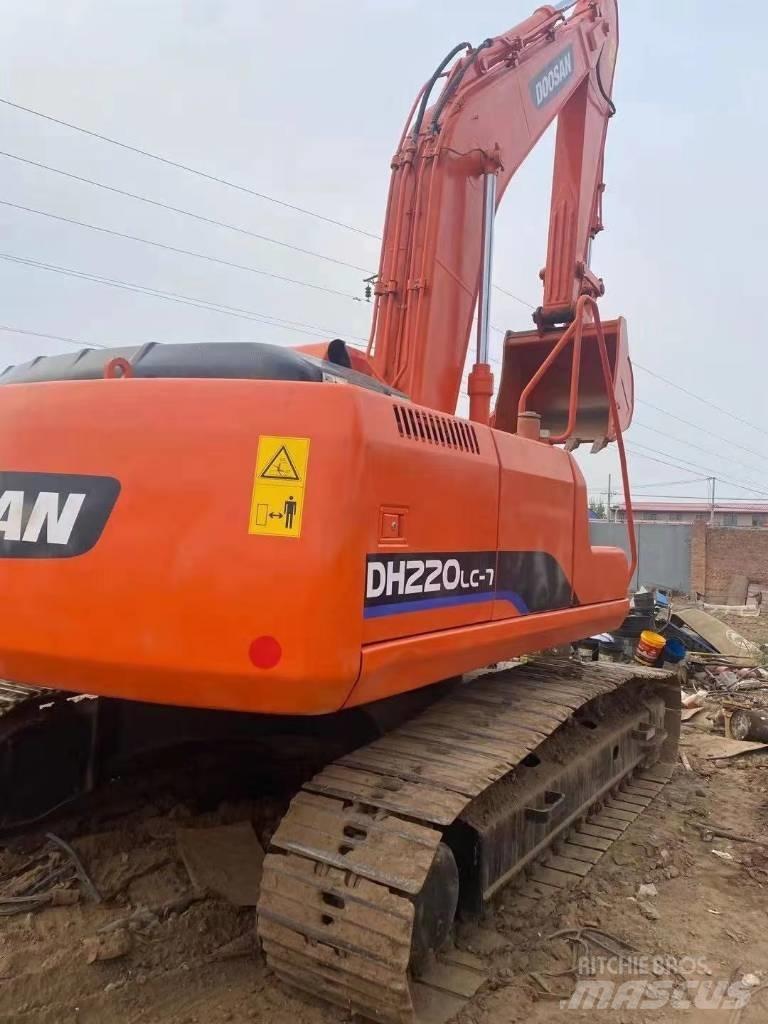 Doosan DH220LC-5 Bageri guseničari