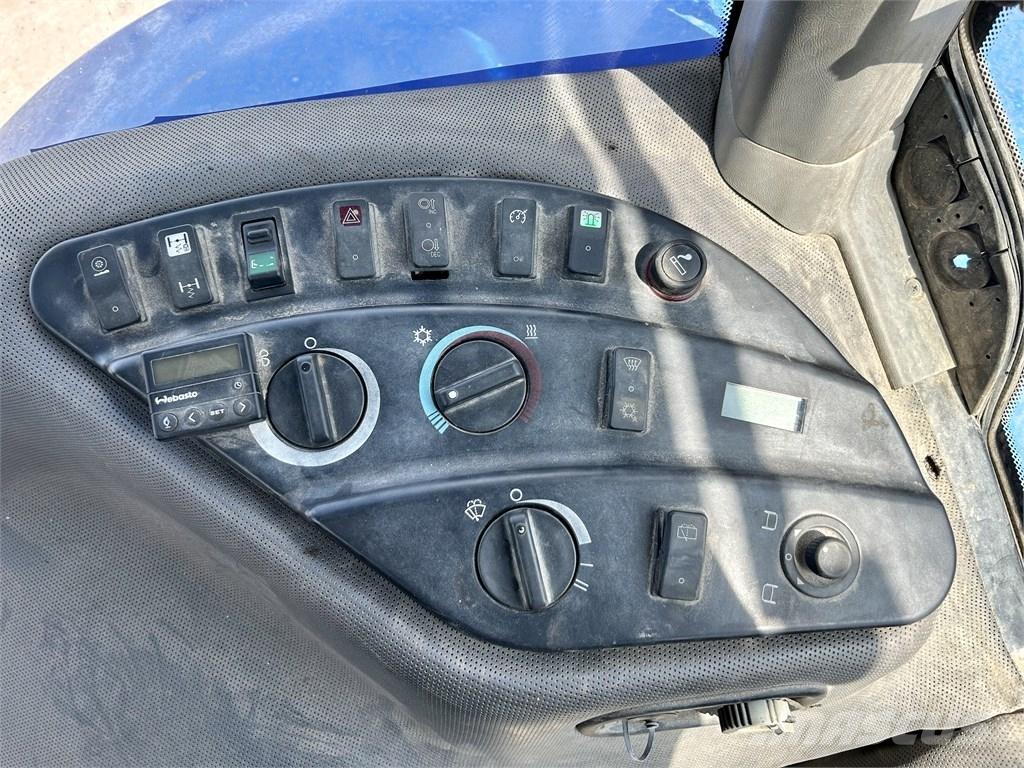 New Holland TG285 Traktori
