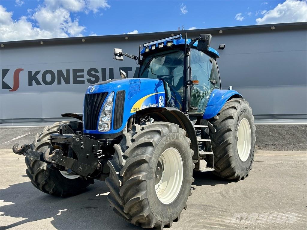 New Holland TG285 Traktori