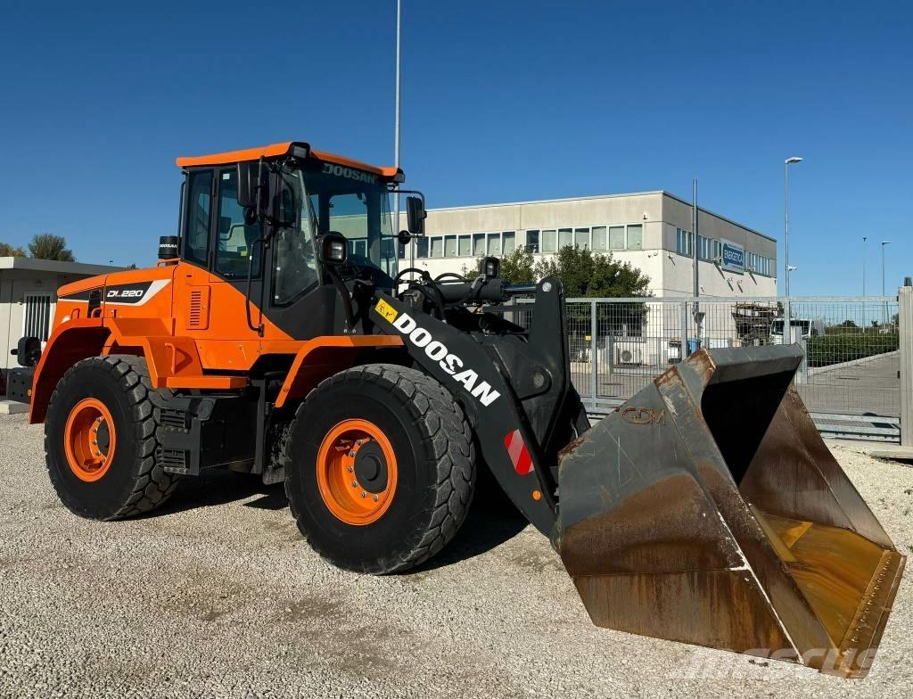 Doosan DL 220-5 Utovarivači na točkove