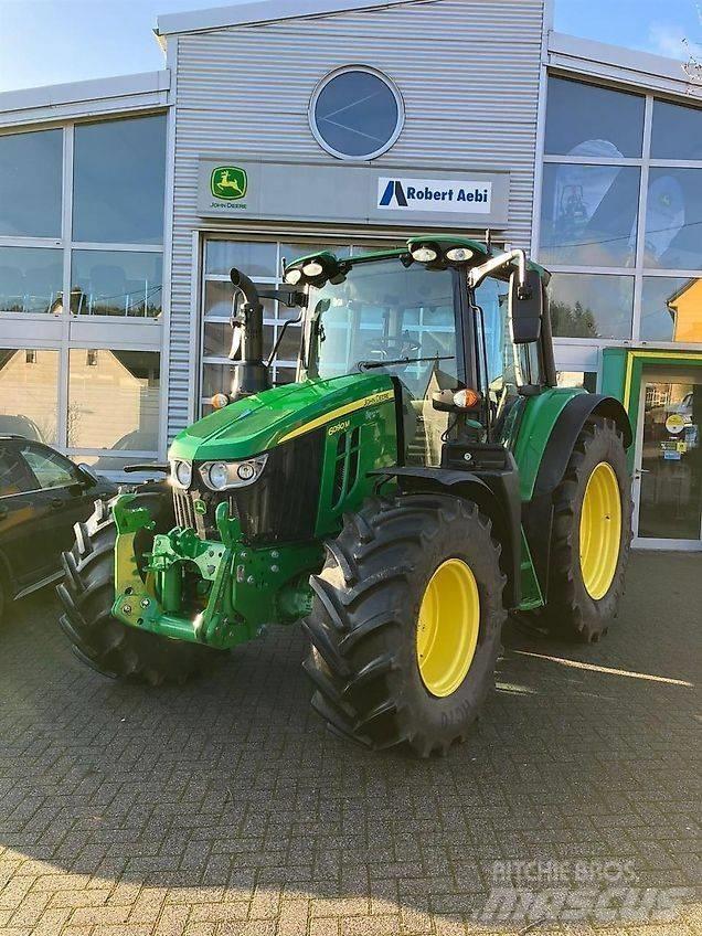 John Deere 6090M Traktori