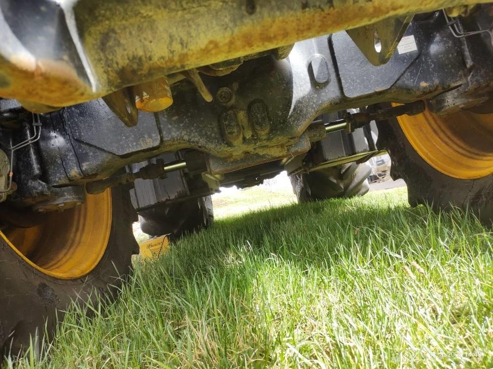 JCB Fastrac 8330 Traktori