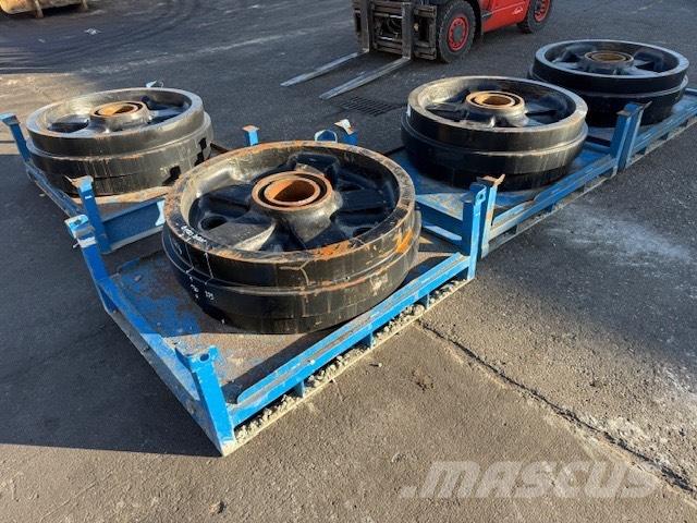 CAT 6020 NEW IDLER Gusenice za građevinarstvo