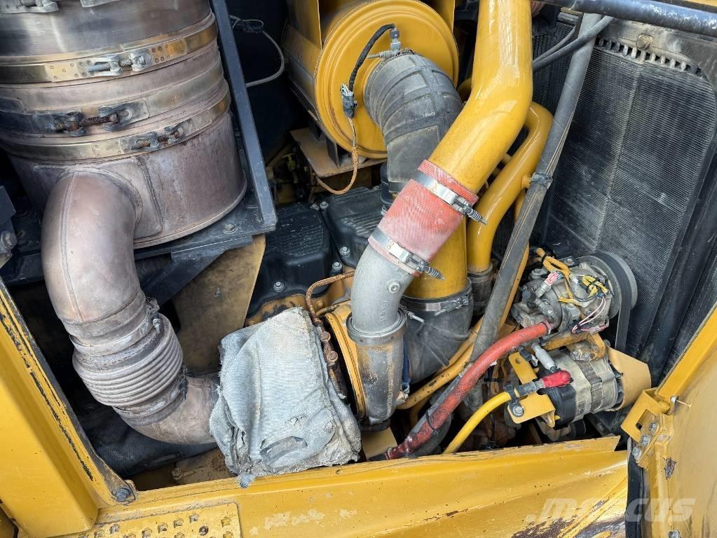 CAT D 8 T LGP Buldožeri guseničari