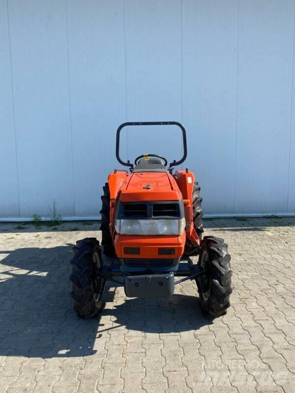 Kubota GL260 Manji traktori