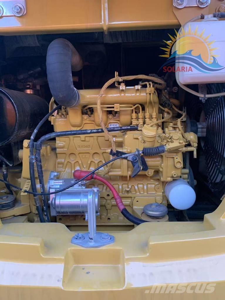 CAT 305.5 E2 Bageri guseničari