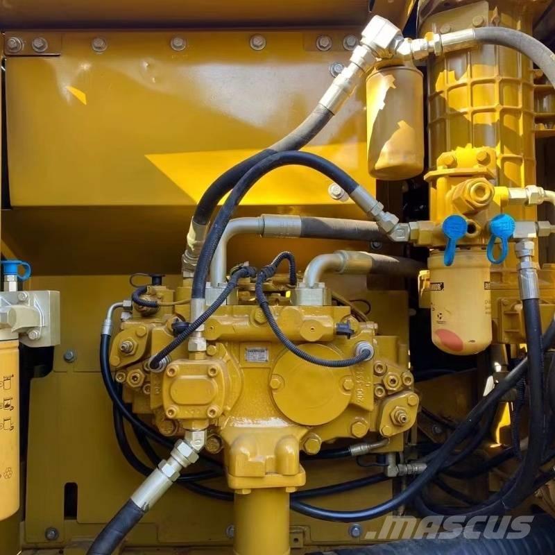 CAT 320 D Bageri guseničari