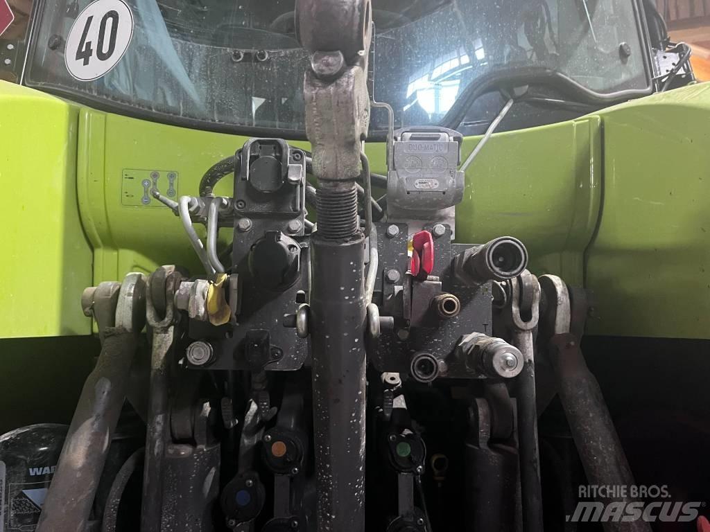CLAAS Arion 630 CIS+ Traktori